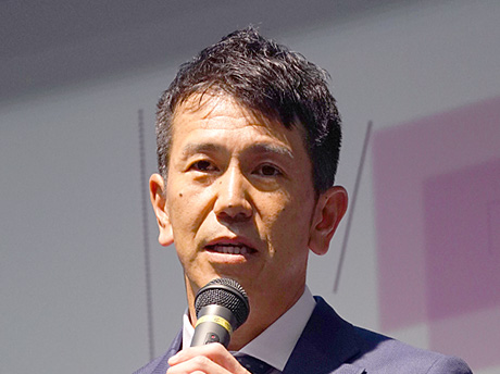 藤本 斉 氏
