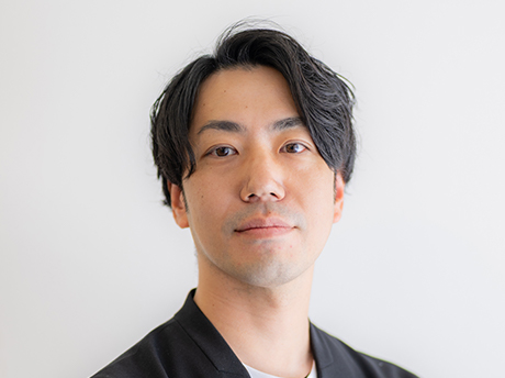 都丸 涼 氏