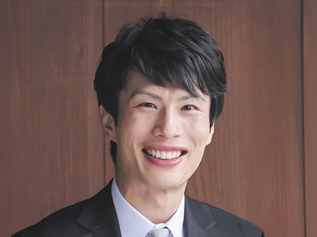 吉田 和泰 氏